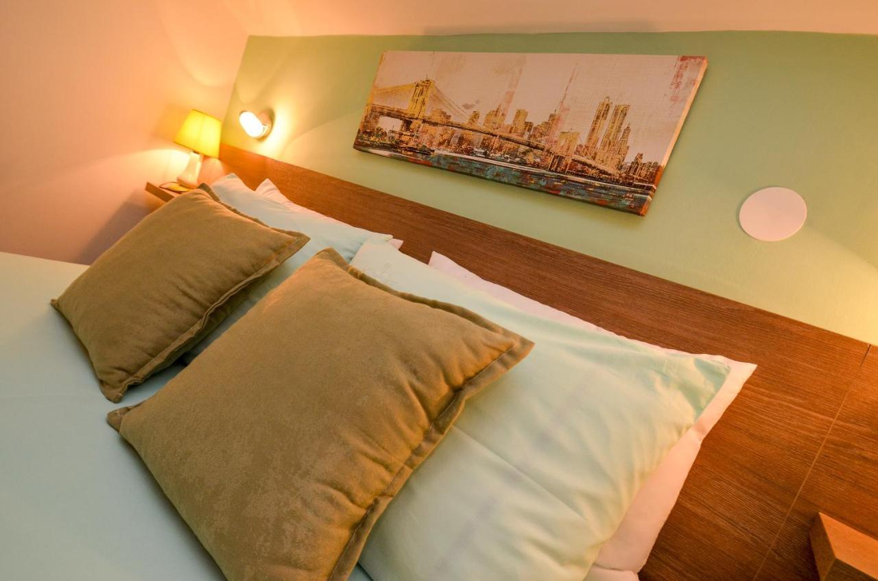 Apartment The Sea Coast Котор Екстериор снимка