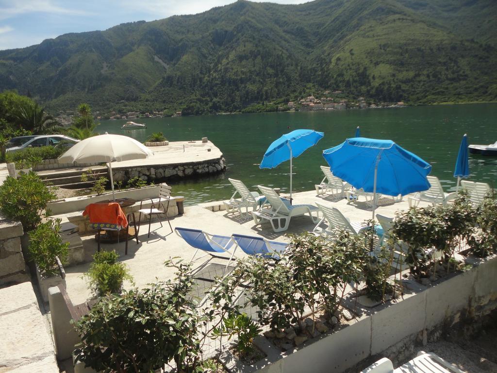 Apartment The Sea Coast Котор Екстериор снимка