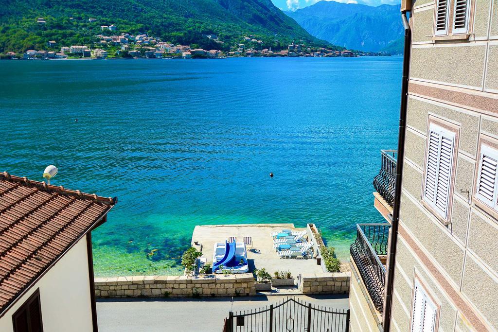 Apartment The Sea Coast Котор Екстериор снимка