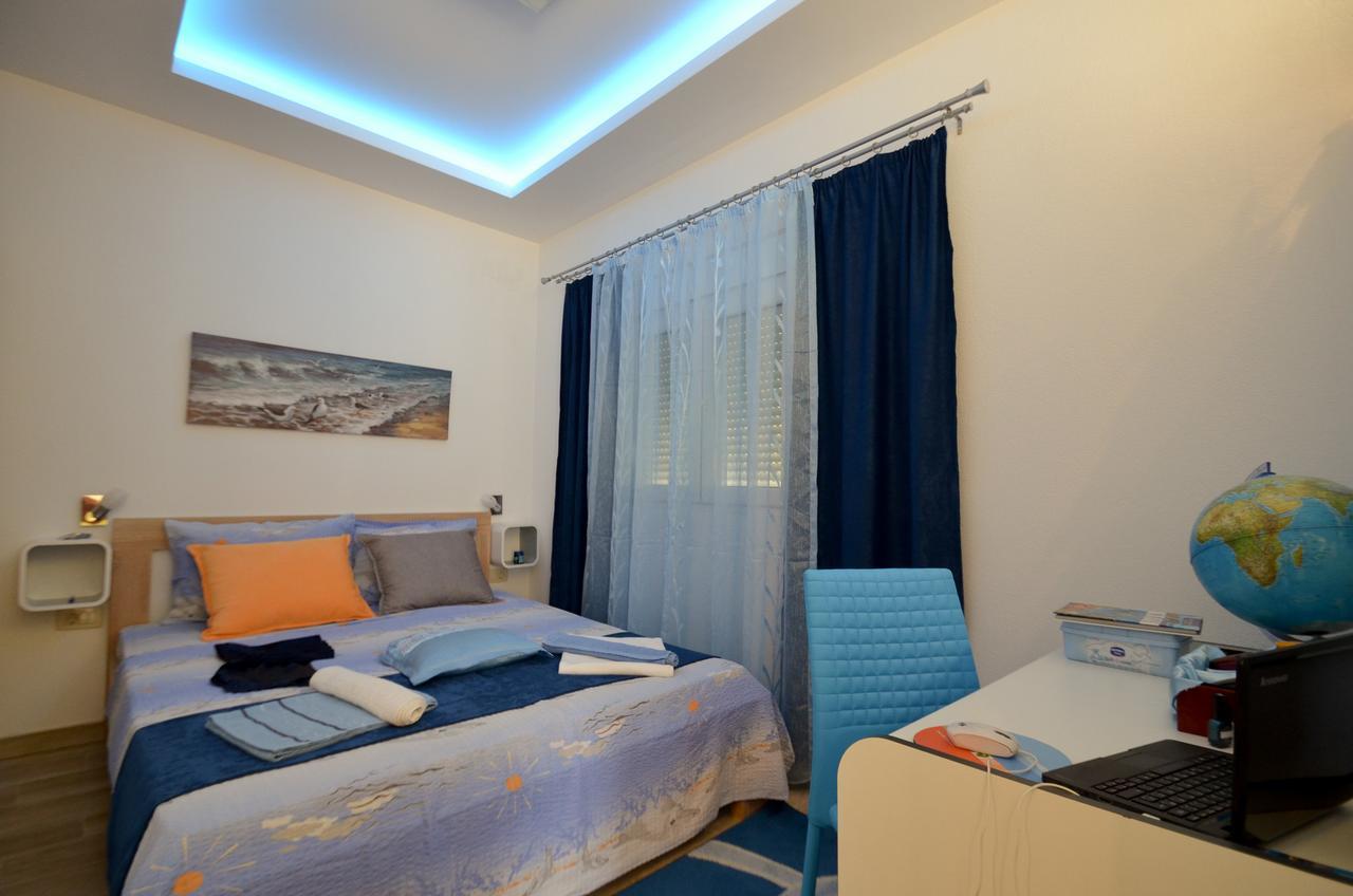 Apartment The Sea Coast Котор Екстериор снимка