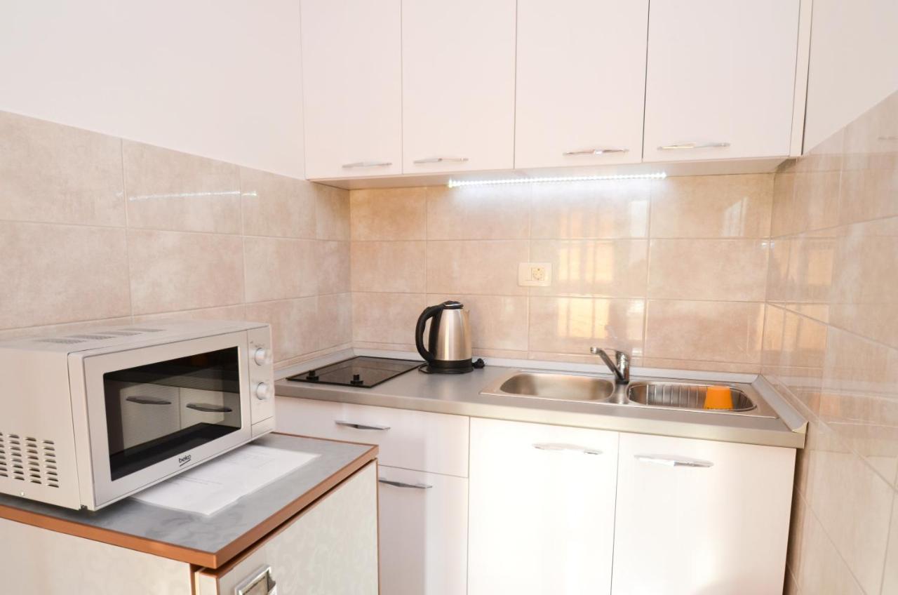 Apartment The Sea Coast Котор Екстериор снимка