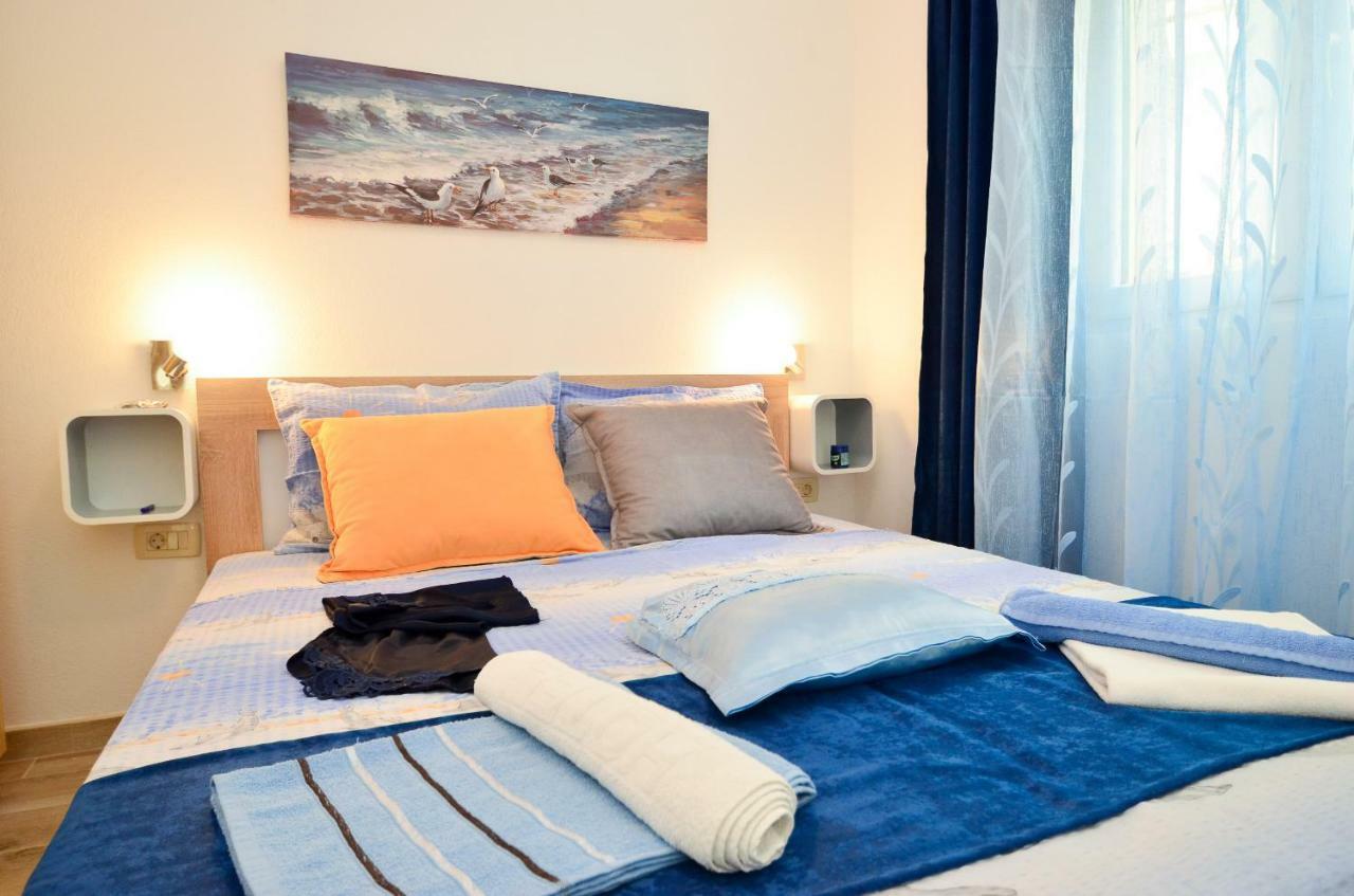 Apartment The Sea Coast Котор Екстериор снимка