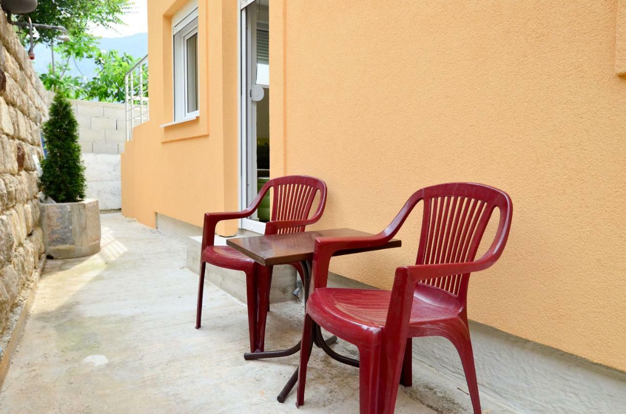 Apartment The Sea Coast Котор Екстериор снимка